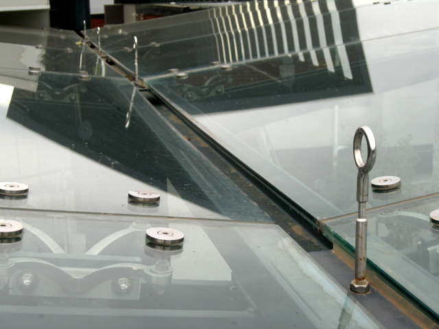 surface-mount-anchop-points-to-access-glass-roof